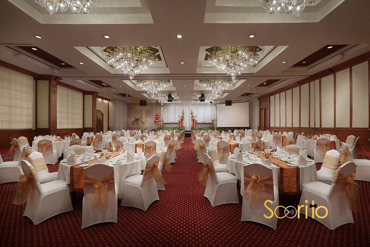 روکش صندلی عروسی در تالار