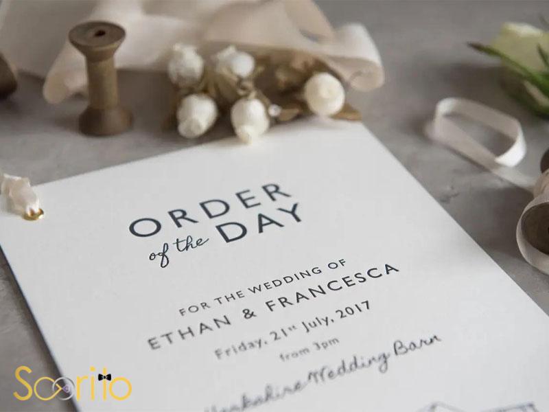 برنامهریزی زمانبندی مناسب برای مراسم در روزهای گرم و برنامه روز عروسی روی میز